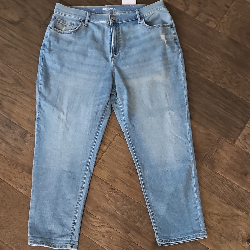 Sonoma Women's Light Blue Straight Leg Jeans